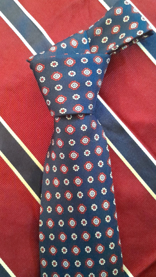 Cravatta blu a fantasia 3 pieghe di pura seta fatta a mano