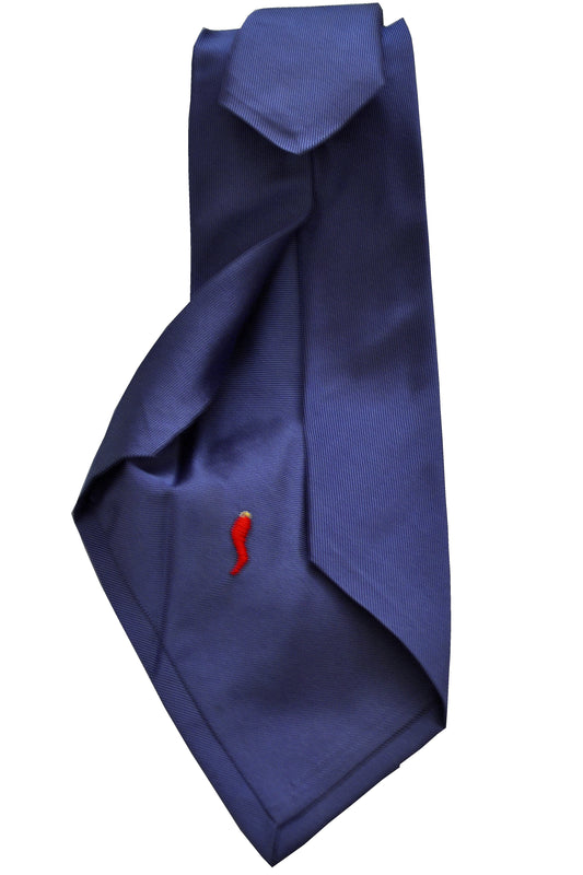 Cravatta 3 pieghe Blu Brillante Raso di Seta con portafortuna ricamata nascosta